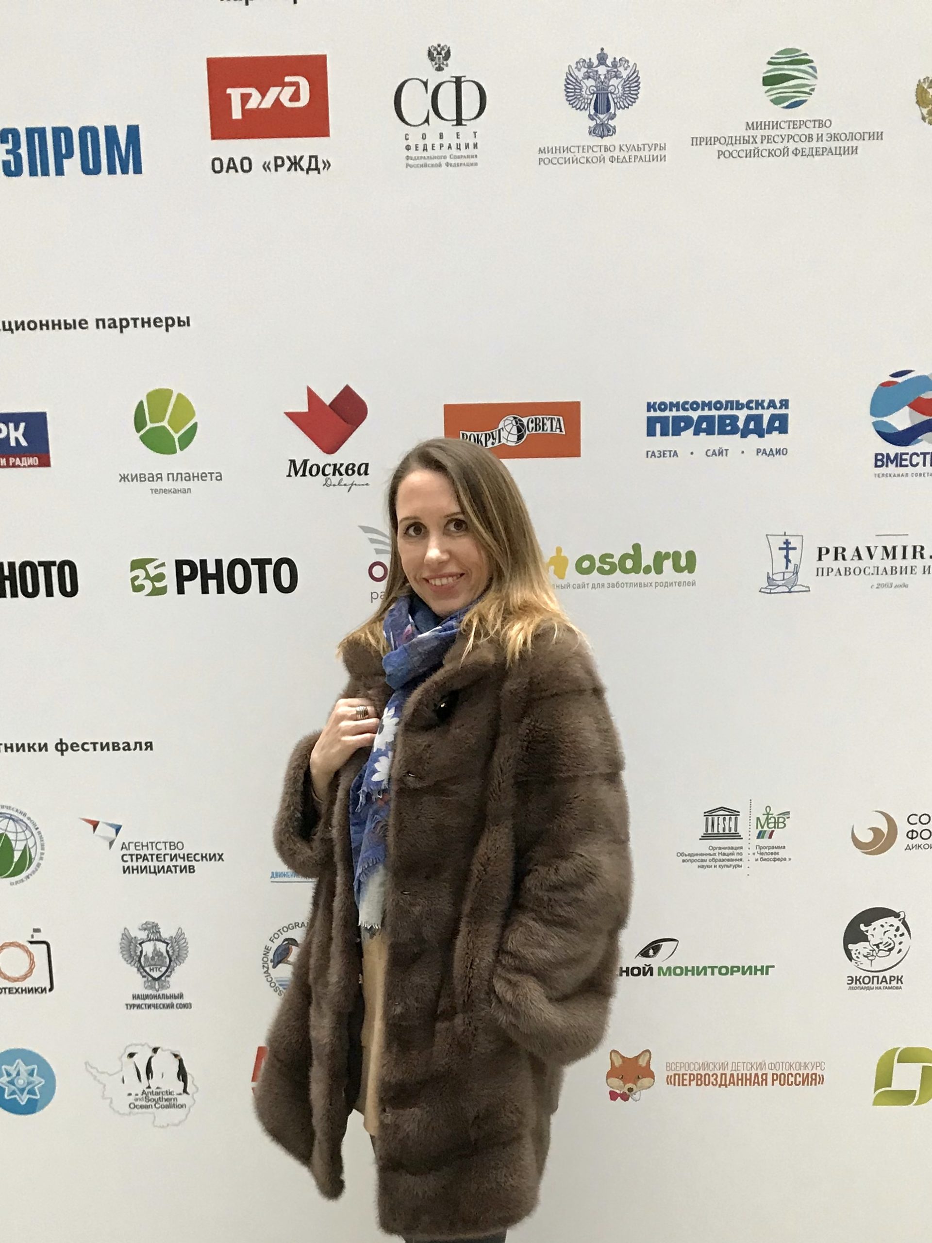 Выставка картин в Гостином дворе